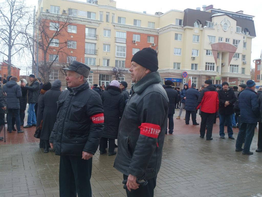 Народные дружинники дежурили на площади генерала армии В.Ф.Маргелова 16.02.2017