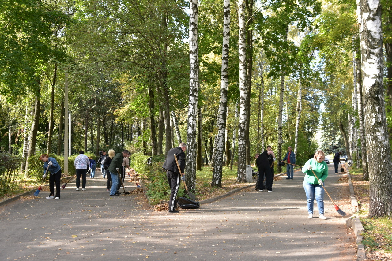 В Рязани прошел первый общегородской осенний субботник