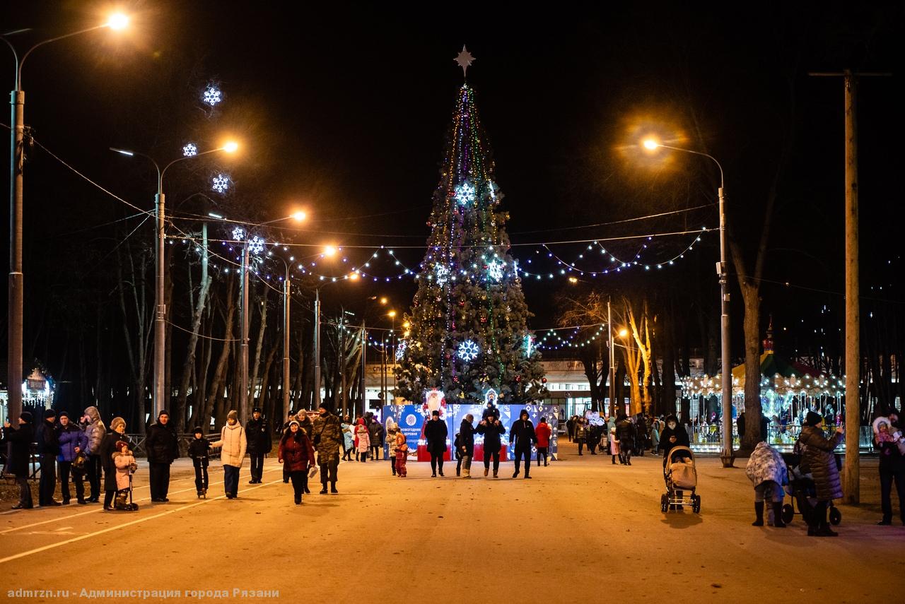 «В гостях у сказки»: свыше 1000 детей посетили в выходные «Новогоднюю деревню»