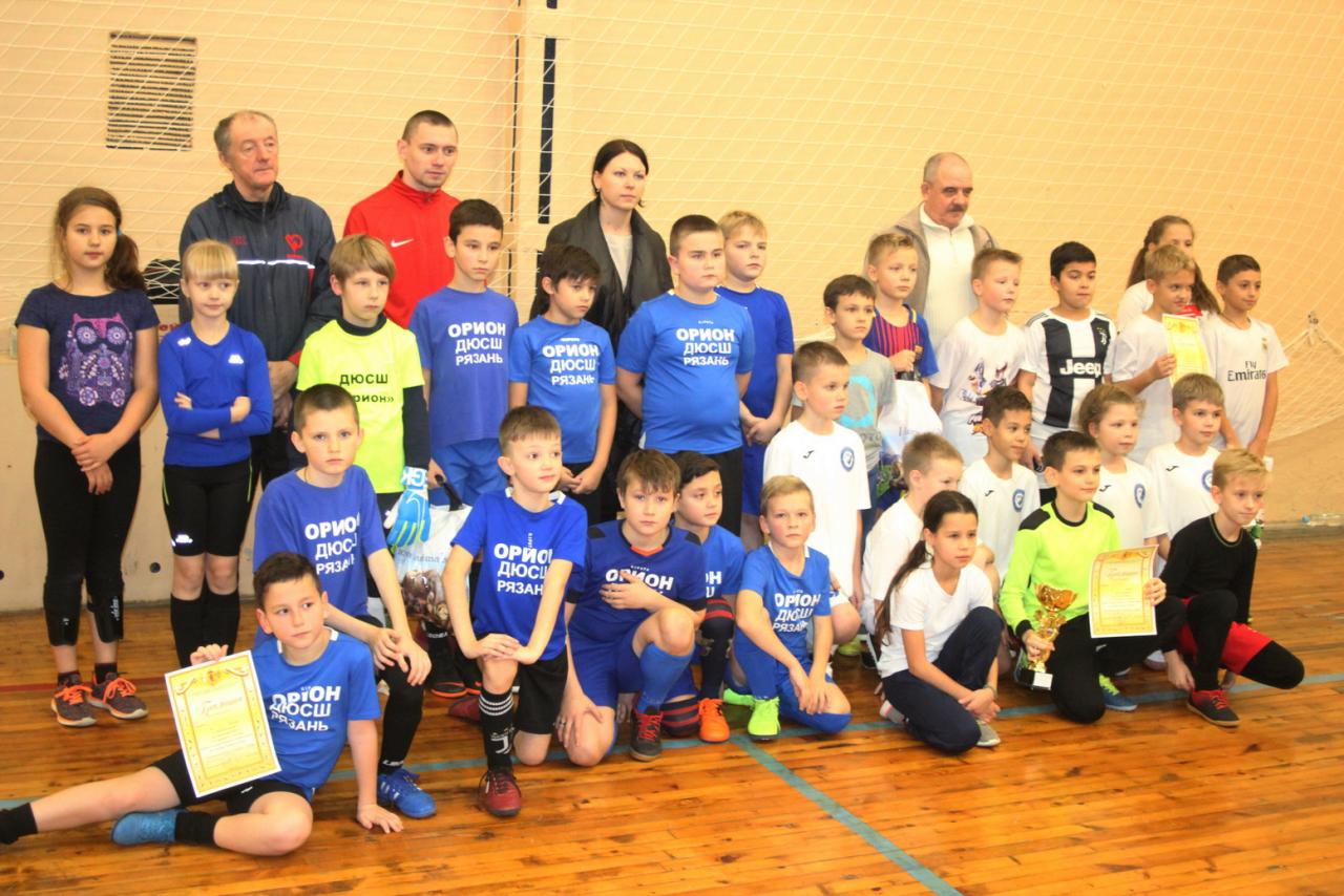 В Железнодорожном районе состоялся турнир по мини-футболу