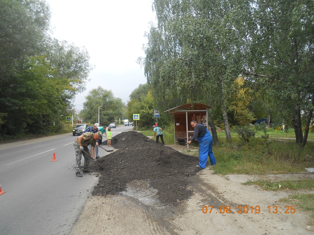 Префектурой выполнены работы по устройству покрытия участков дорог Октябрьского района