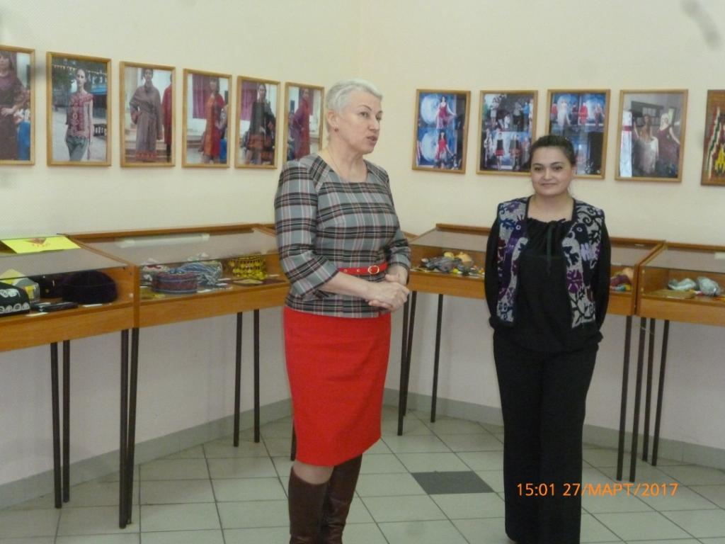 В Советском районе открылась выставка народно-прикладного и художественного творчества Узбекистана 29.03.2017