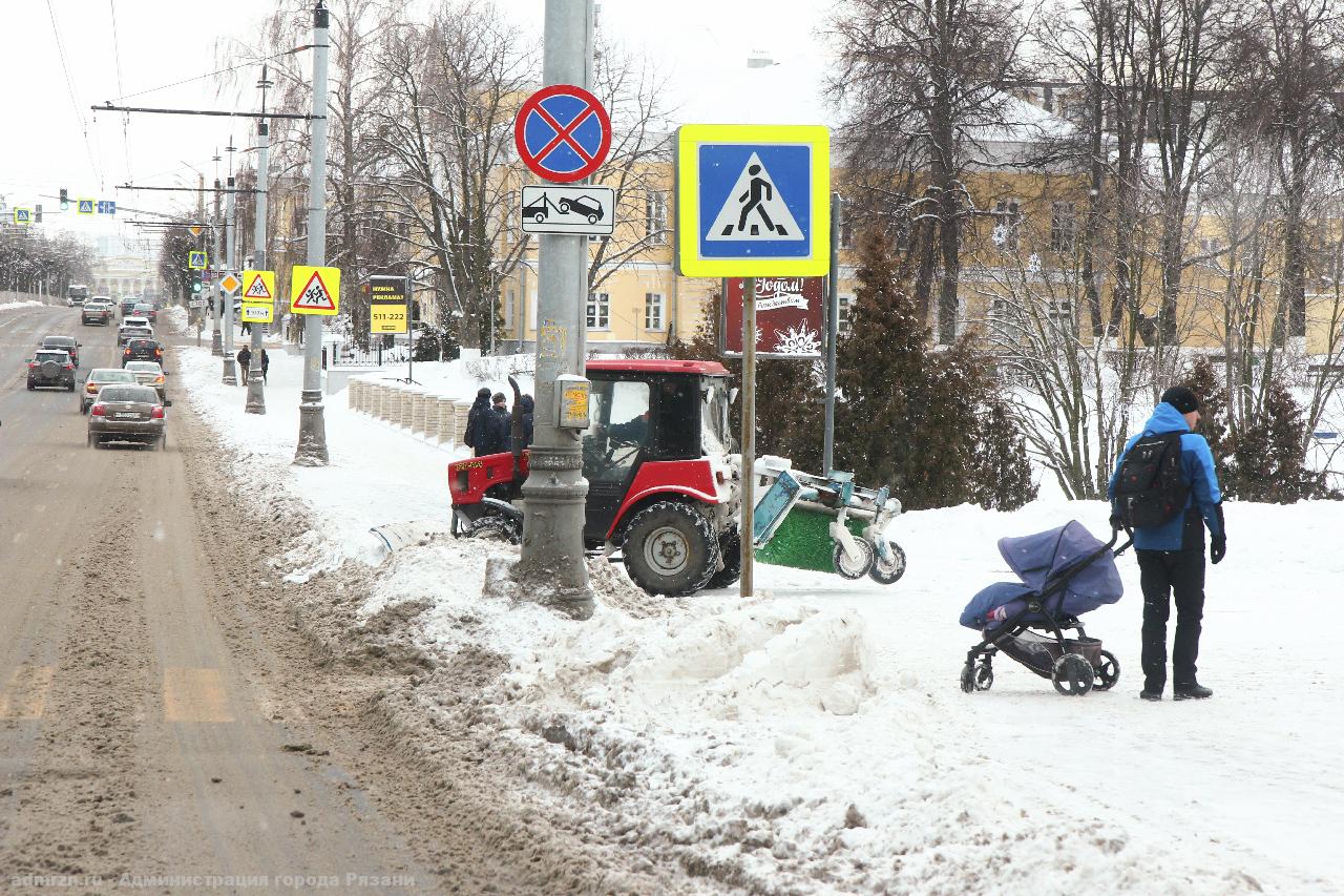 За сутки с городских территорий вывезено более 18 тыс. кубометров снега