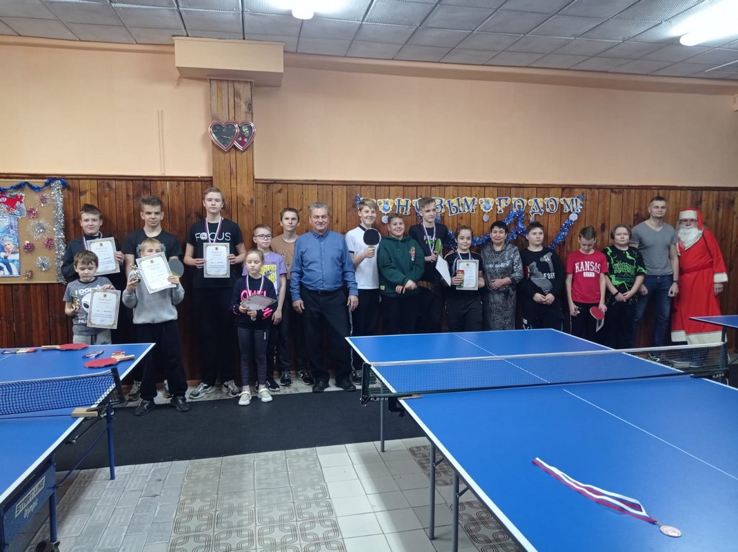 В Московском районе состоялся Новогодний турнир по настольному теннису. 28.12.2021
