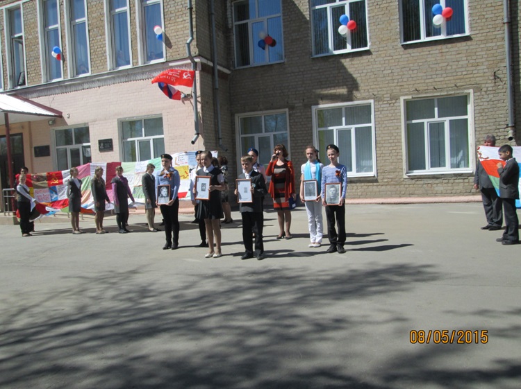 В преддверии Дня Победы в средней школе №38 прошло чествование ветеранов Великой Отечественной войны