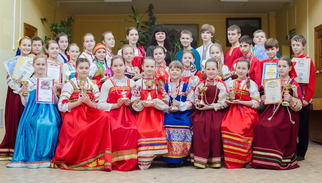 Фольклорный ансамбль «Горница» ДШИ №7 приглашен на специализированную смену «Юные художники, танцоры и музыканты» во Всероссийский детский центр «Орлёнок»