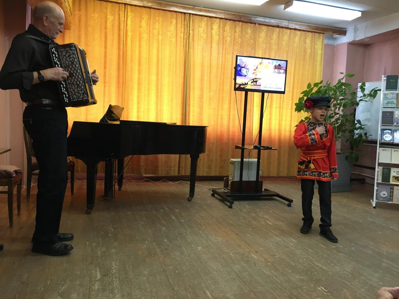 В библиотеке имени П.Н. Васильева состоялся праздничный концерт, посвященный Международному дню пожилых людей
