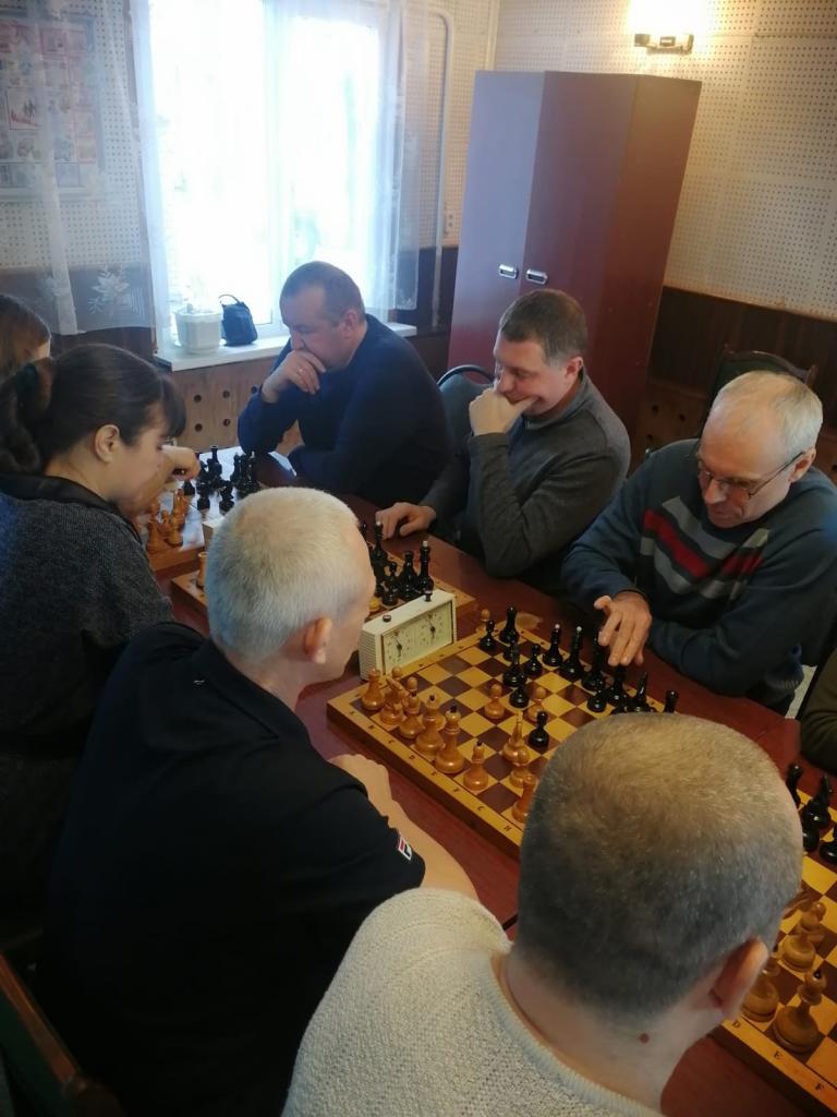 В Солотче состоялся шахматный блицтурнир среди ветеранов шахматного спорта 10.01.2023