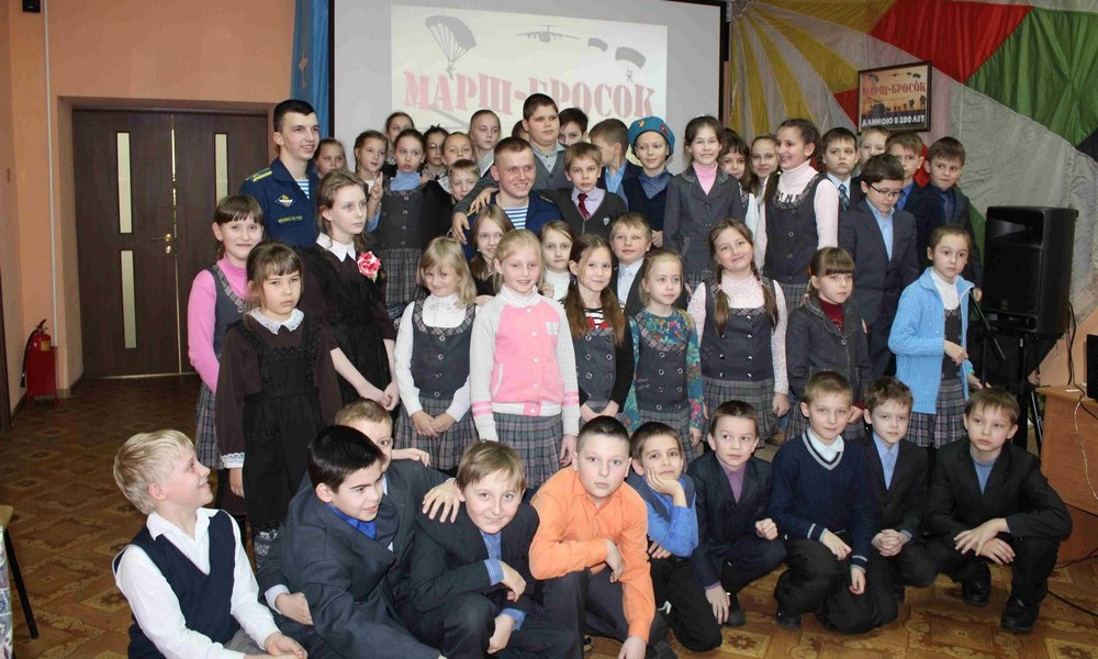 В ЦДБ открылась выставка-экспозиция к 100-летию десантного училища