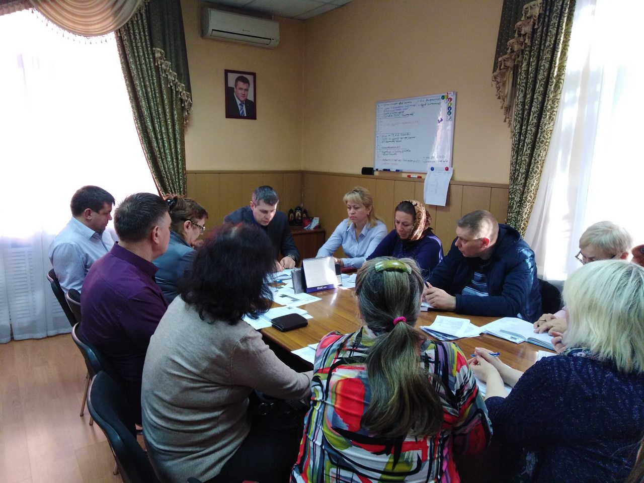 Состоялась встреча с председателями ТОС и активистами района 19.04.2019