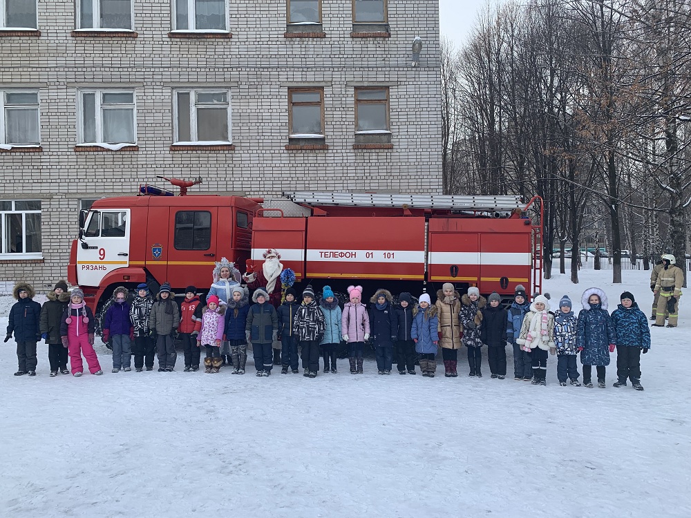 В Октябрьском районе состоялся традиционный праздник «Игры на снегу»