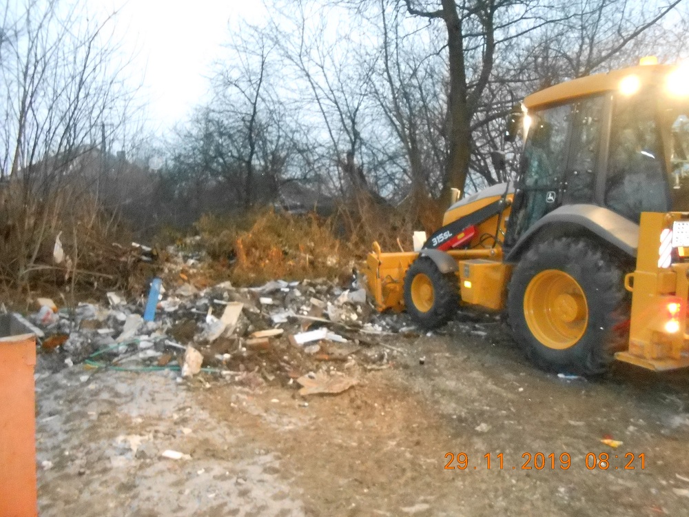 В Октябрьском районе ликвидирована несанкционированная свалка мусора