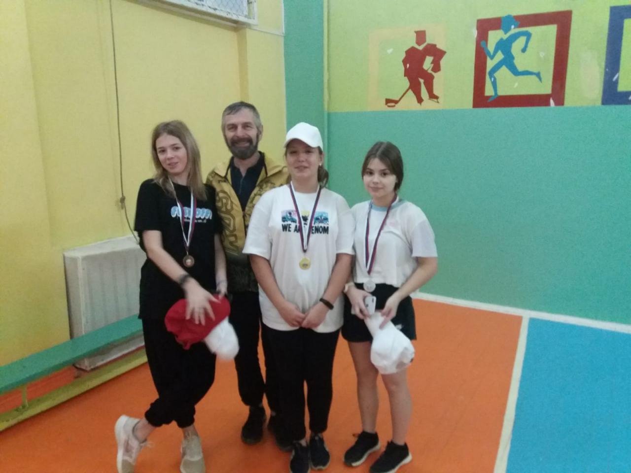 В Советском районе прошли соревнования по настольному теннису среди школьников 06.12.2021