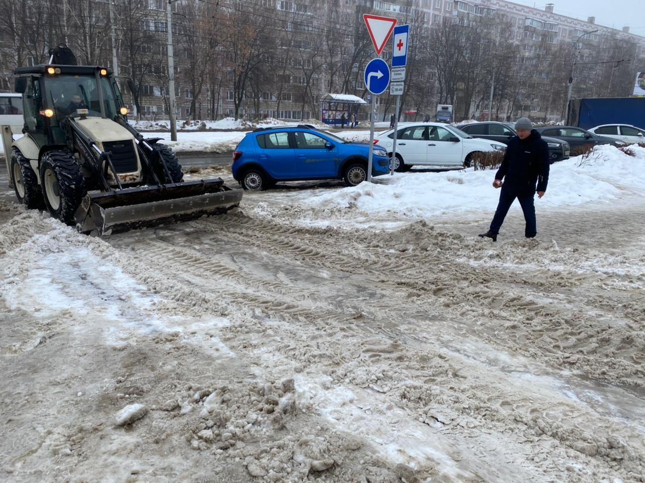 Об уборке от снега территории Октябрьского района