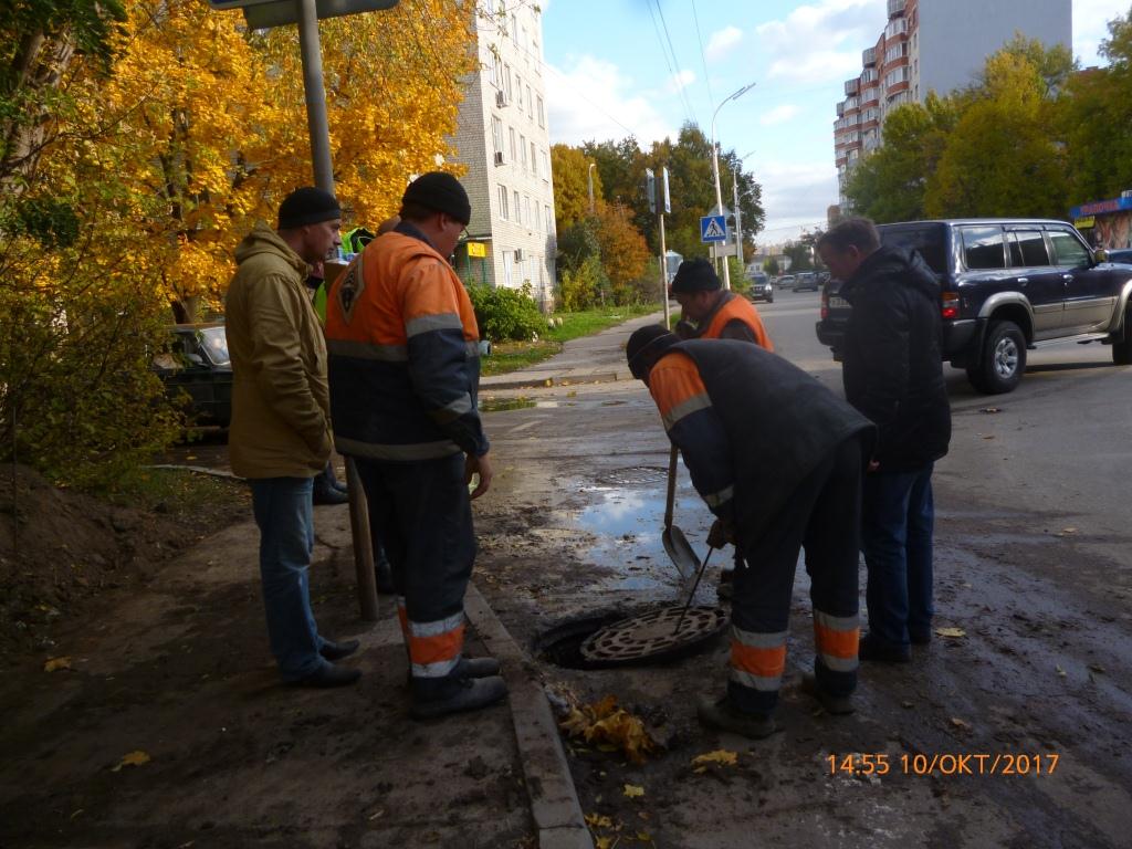 Проведено комиссионное обследование ливневой канализации в Советском районе  11.10.2017