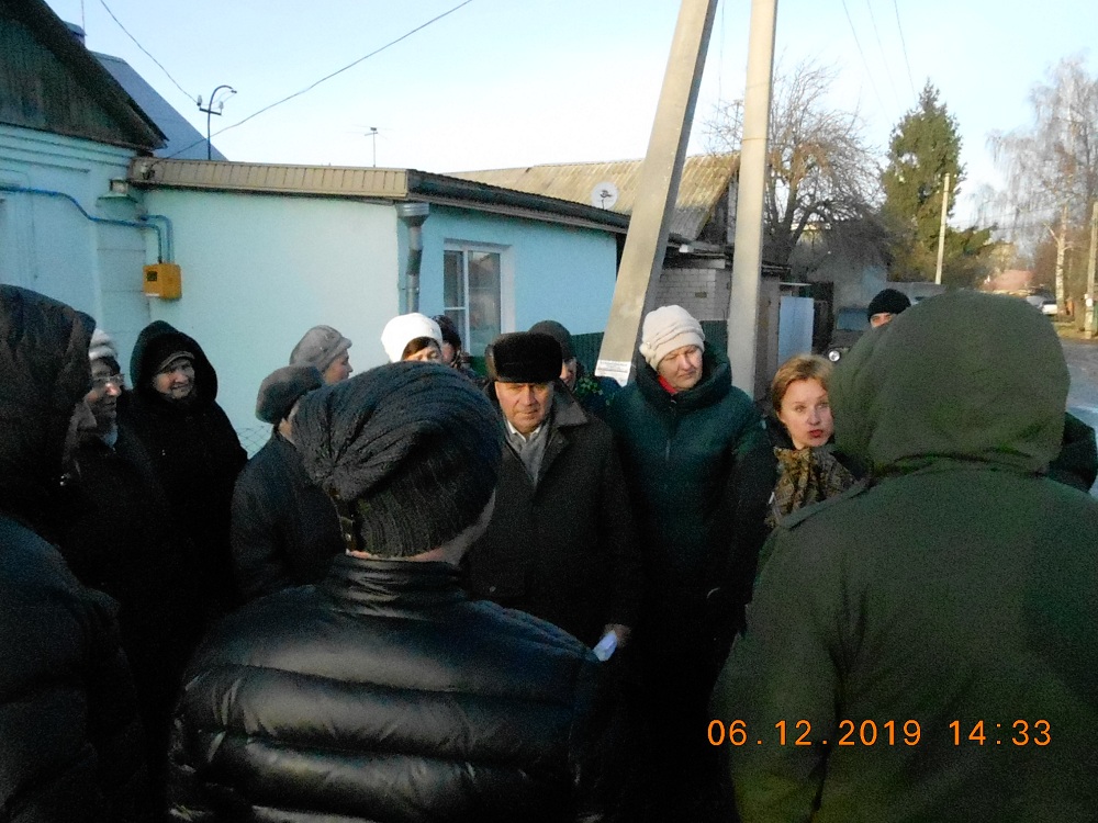 В поселке Мирный Октябрьского района состоялась встреча с жителями