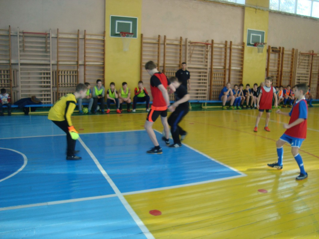 В Московском районе прошли соревнования по мини-футболу 09.01.2017