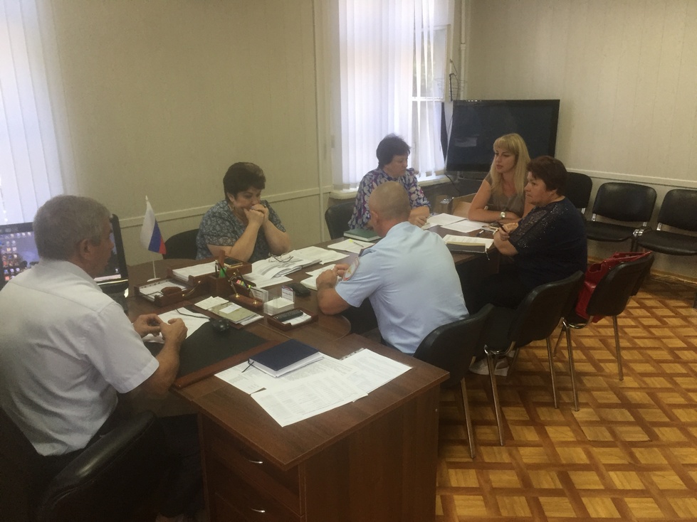 В префектуре Железнодорожного района прошло заседание общественной комиссии по профилактике правонарушений