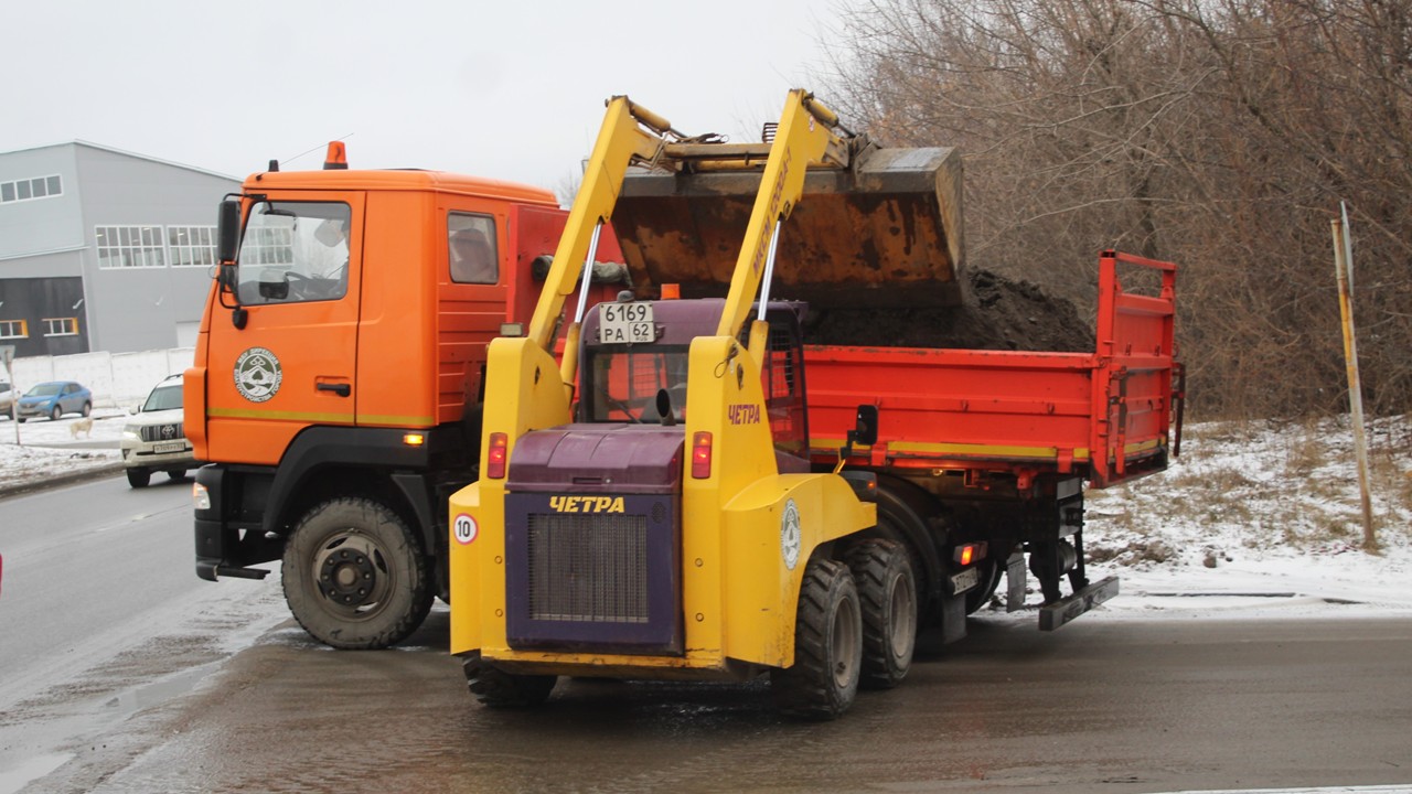 Дирекция благоустройства проводит уборку городских территорий