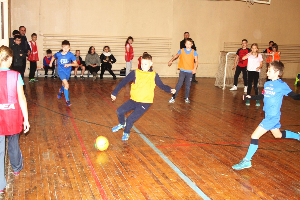 В Железнодорожном районе состоялся турнир по мини-футболу