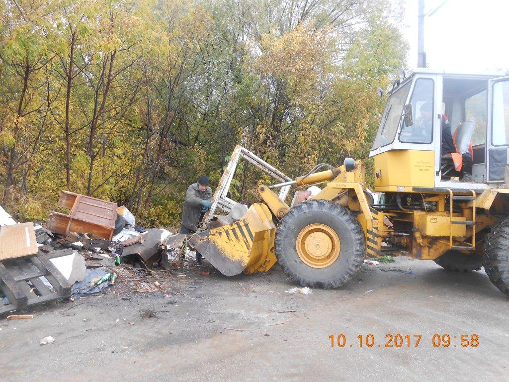 В поселке Борки проведены работы по ликвидации 2 свалок крупногабаритных отходов 10.10.2017