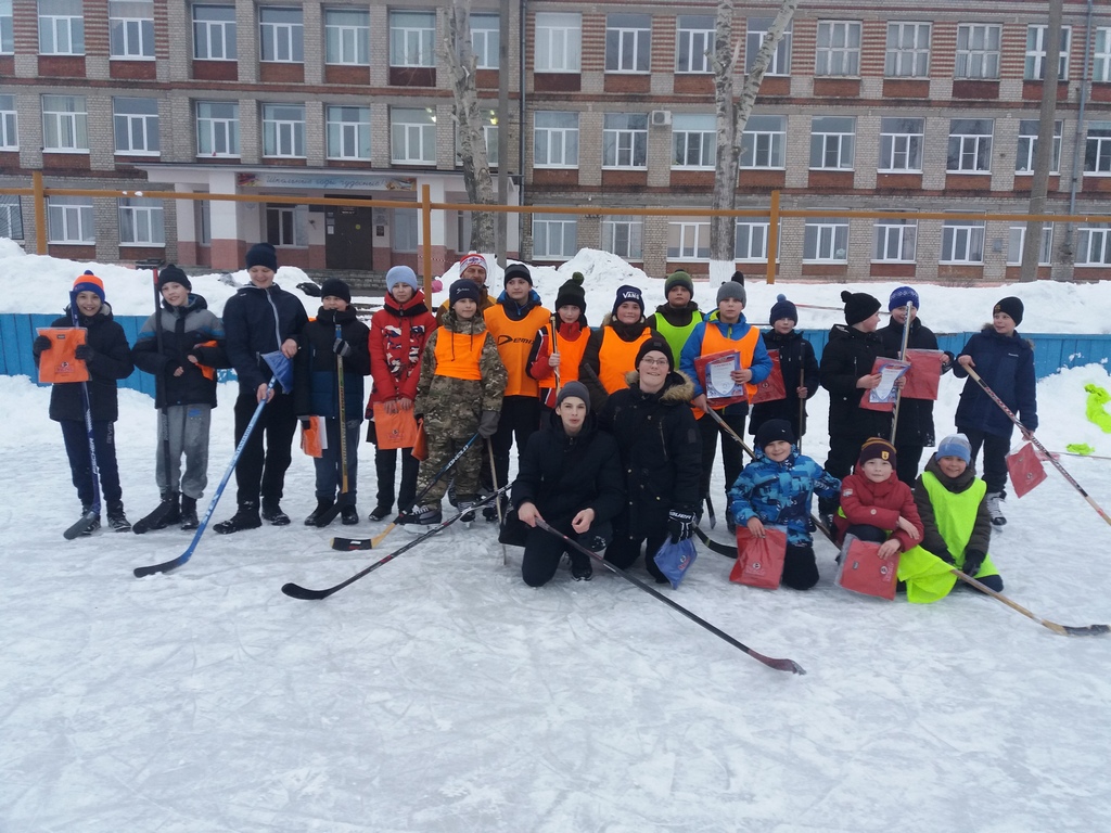 В Советском районе состоялись соревнования по хоккею, посвященные Дню защитника Отечества 05.03.2019