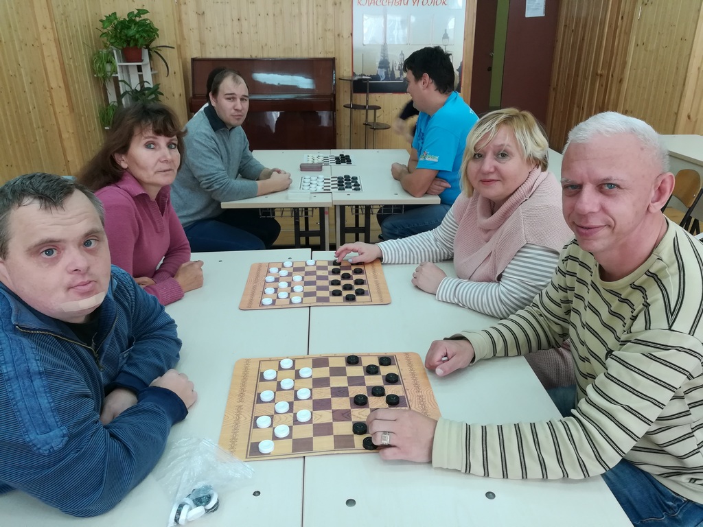 В Советском районе состоялся шахматно-шашечный турнир среди людей с ограниченными возможностями 10.10.2018